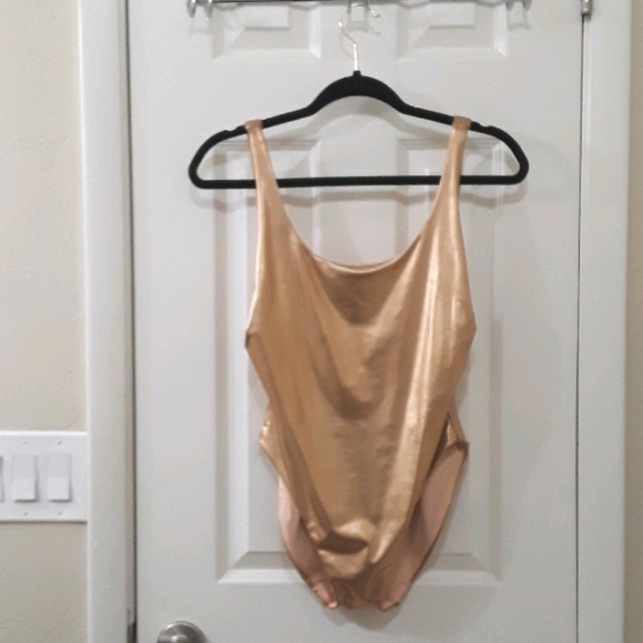 Dolce Vita Rose Gold  Metallic High Cut One Piece - Picture 4 of 10